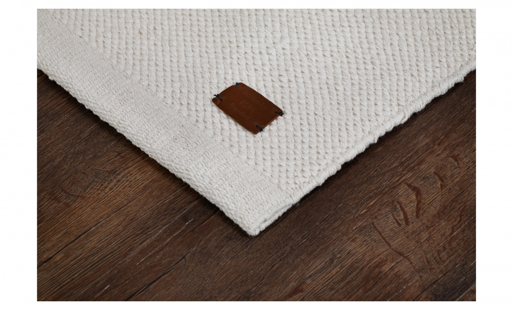 HELGA Matta 200x300 Vit i gruppen Mattor & Textil / Mattor hos SoffaDirekt.se (10027)