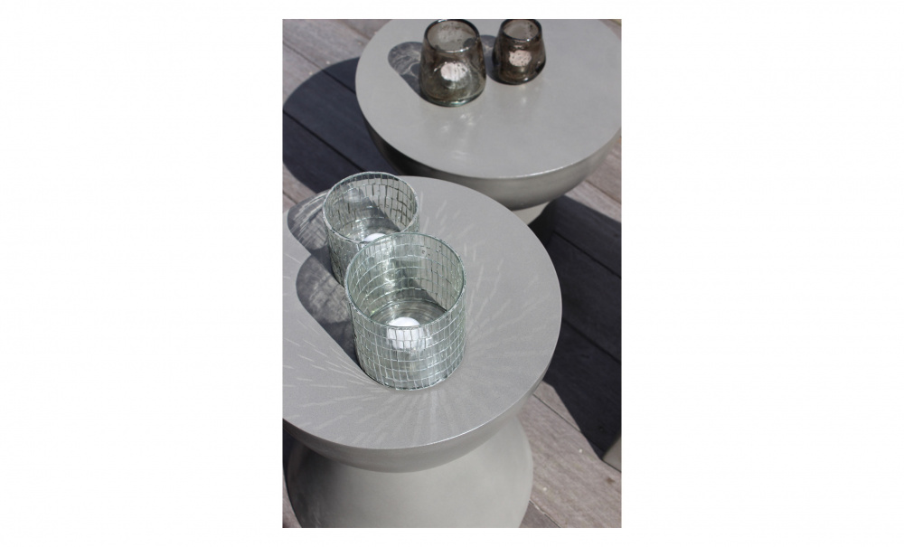 TIMGLAS Timglas Pall i gruppen Vardagsrum / Soffbord / Sidobord hos SoffaDirekt.se (103704)