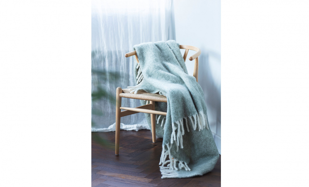 MORGAN Pld Ljusgrn i gruppen Mattor & Textil / Pldar hos SoffaDirekt.se (104551)