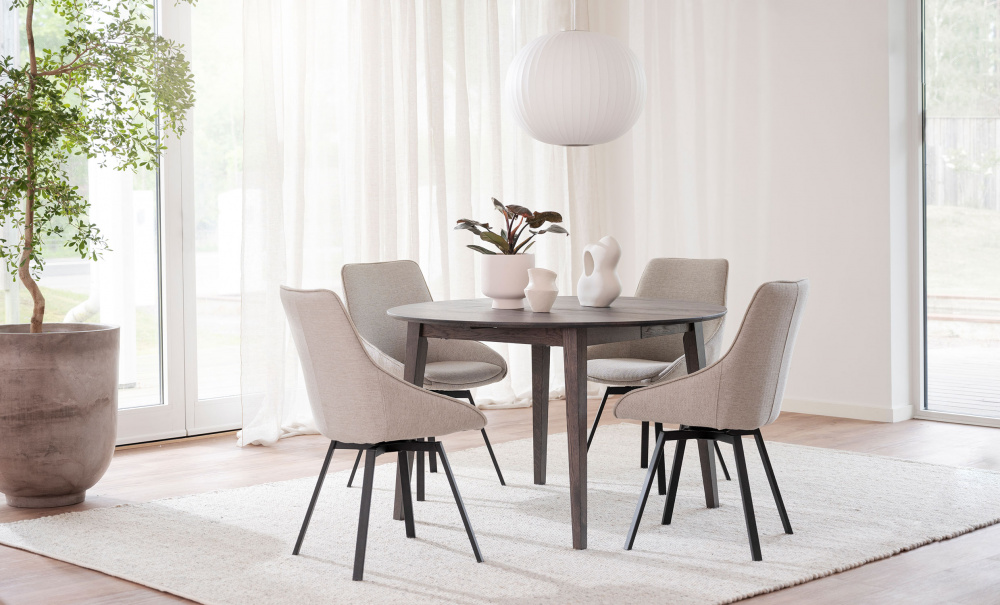 FILIPPA Matbord Runt 120 Mrkbrun i gruppen Matplats / Bord / Matbord hos SoffaDirekt.se (113830)