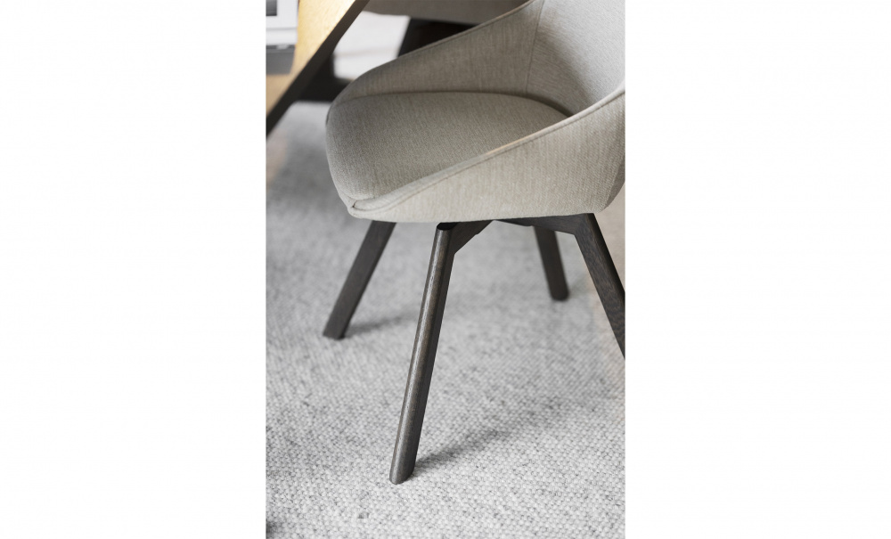 ALISON Stol Ljusbeige/Brun i gruppen Matplats / Sittmbler / Stolar hos SoffaDirekt.se (117862)