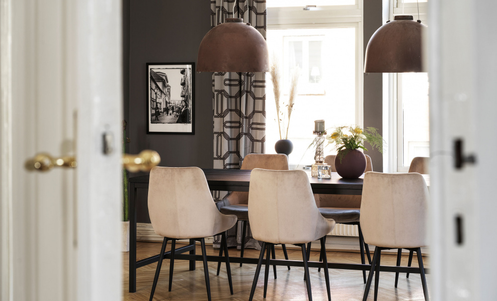 EVERETT tillgg svart ask i gruppen Matplats / Bord / Matbord hos SoffaDirekt.se (118781)