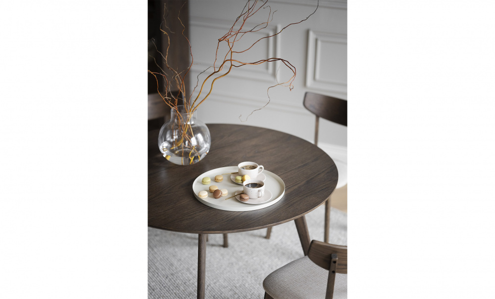 YUMI Matbord 115 Brun i gruppen Matplats / Bord / Matbord hos SoffaDirekt.se (119212)