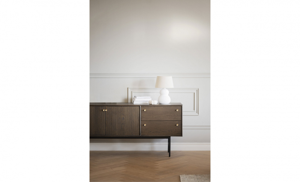 CLEARBROOK Sideboard 160 Brun i gruppen Vardagsrum / Frvaringsmbler / Sideboards hos SoffaDirekt.se (119782)