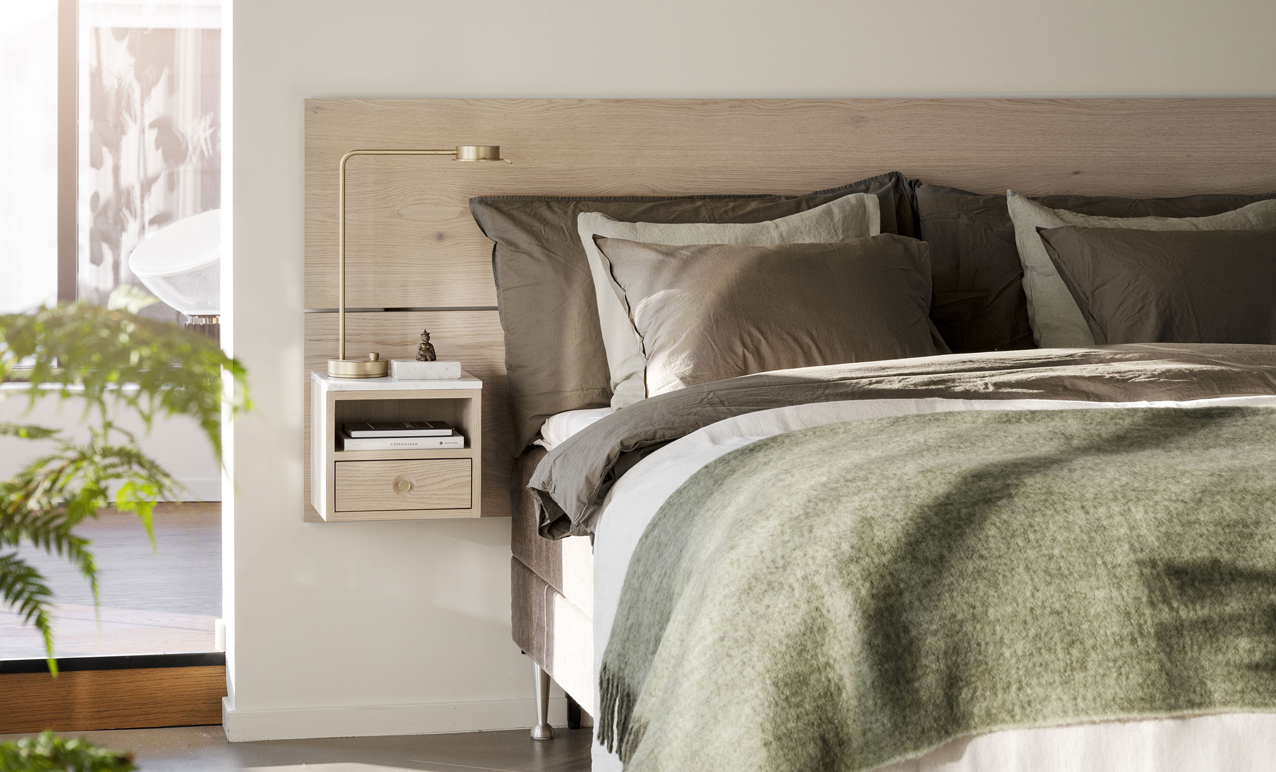 WHITMORE Snggavel 240 Vitpigmenterad Ek