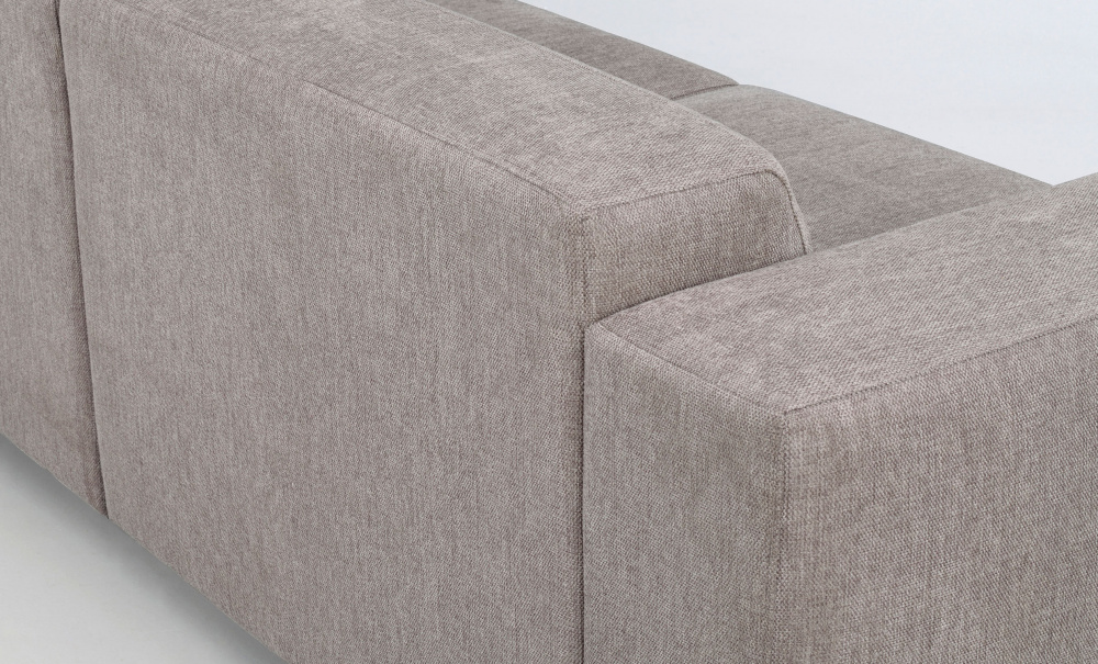 WILLARD soffa 3-sits beige i gruppen Vardagsrum / Soffor / 3-sits soffor hos SoffaDirekt.se (121310)