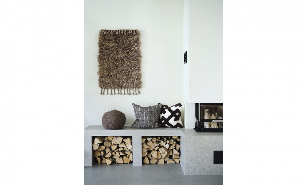 ELSIE Prydnadskudde Nougat 30cm i gruppen Mattor & Textil / Prydnadskuddar hos SoffaDirekt.se (1225-49-066)