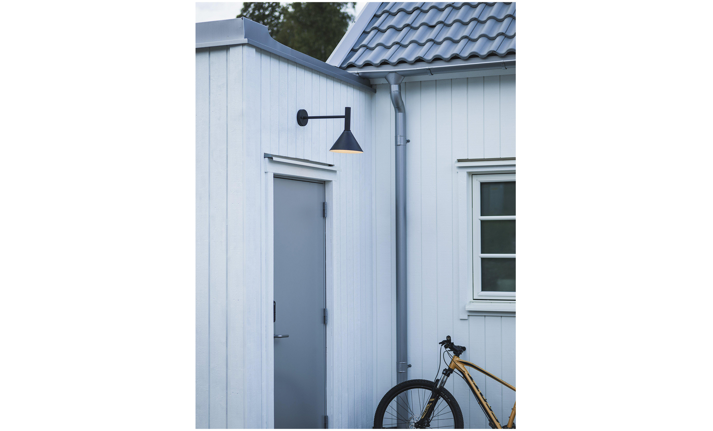 TRIPP Fasadlampa Gr