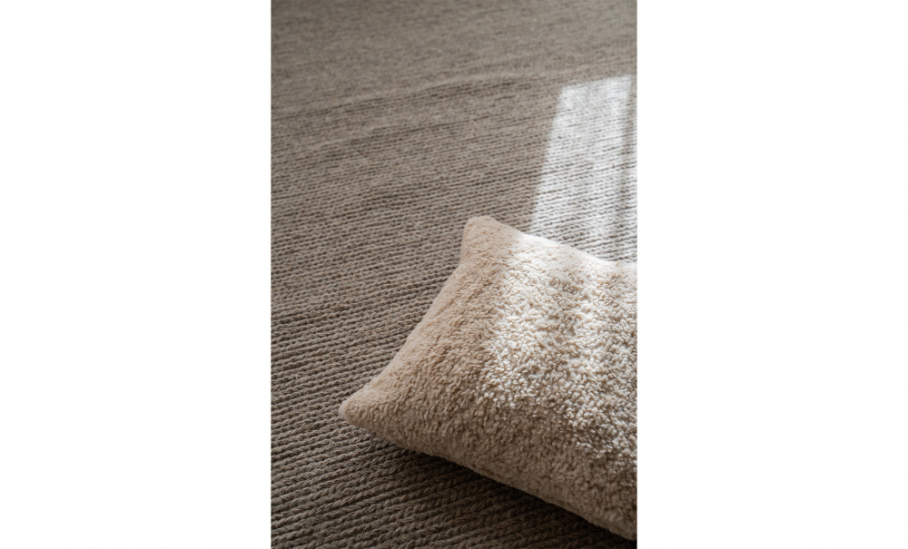 DOLLY Kuddfodral 45x45 Sand i gruppen Mattor & Textil / Prydnadskuddar / Kuddfodral hos SoffaDirekt.se (1358-47-122)