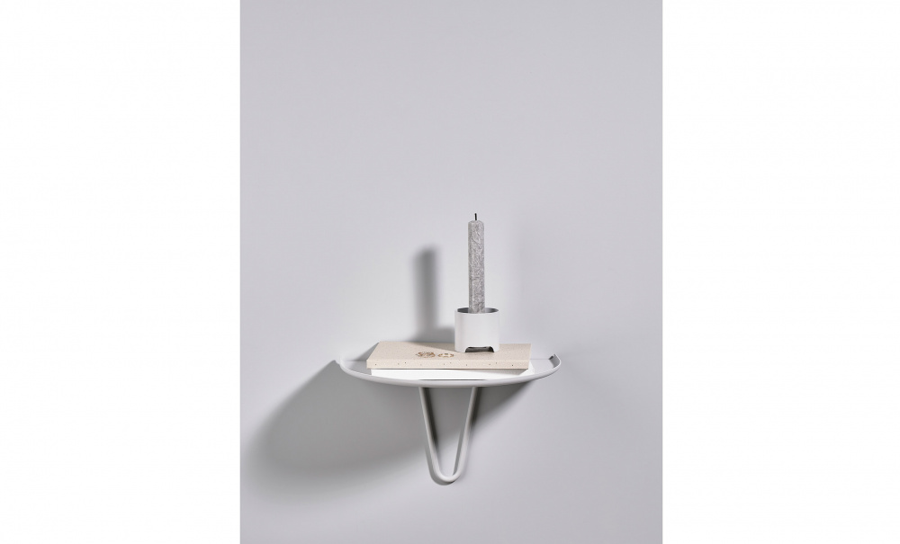 A-SHELF Hylla Soft Grey i gruppen Vardagsrum / Frvaringsmbler / Hyllor hos SoffaDirekt.se (13591)
