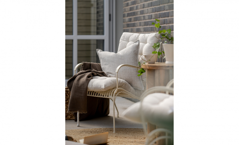 LOUIE Sittdyna 45x120 Dimma i gruppen Mattor & Textil / Dynor hos SoffaDirekt.se (1469-44-122)