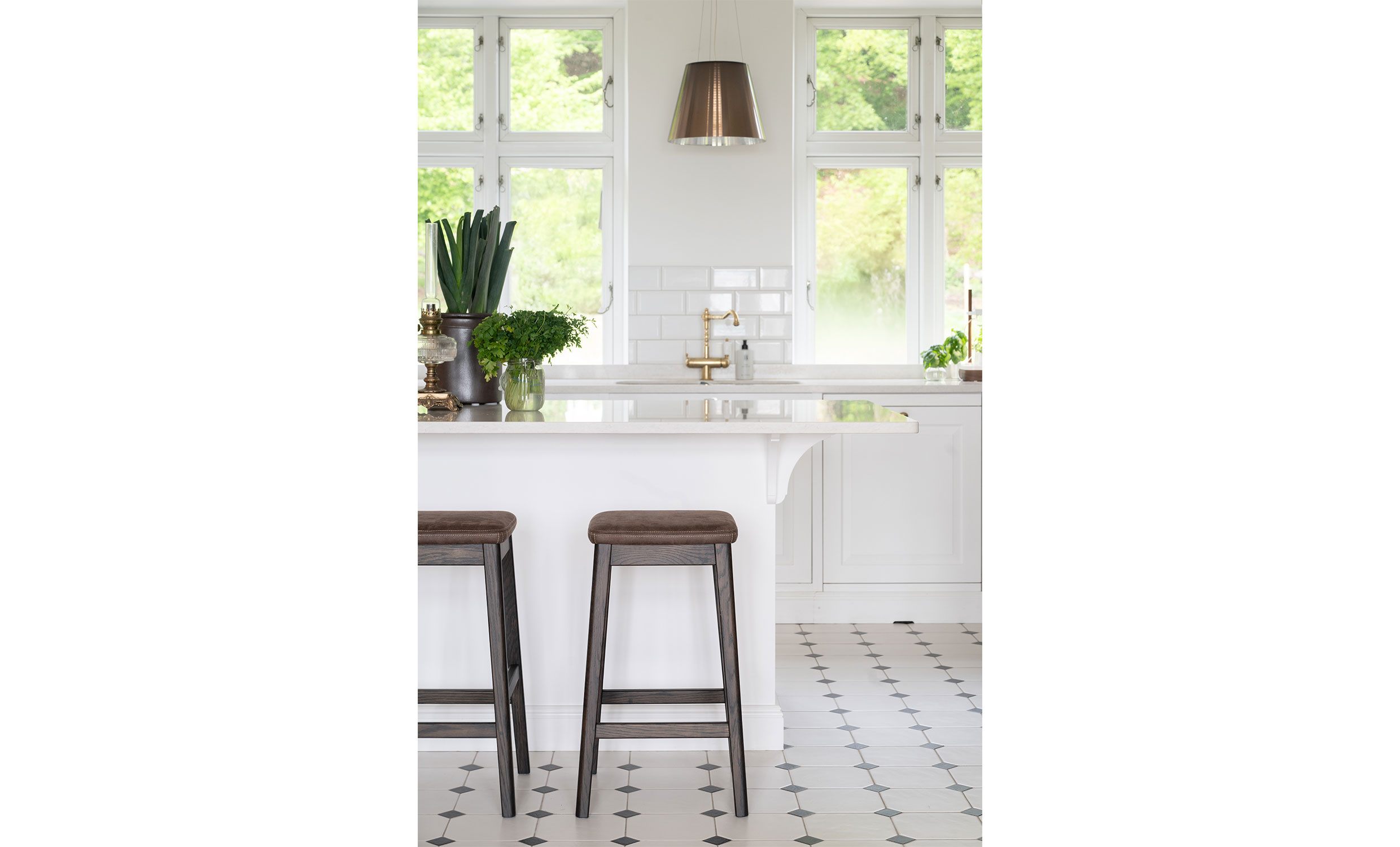 LIVERMORE Pall Ek/M�rkbrun