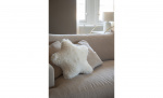 Byt till bild nr 3 (STELLA Kudde Vit)