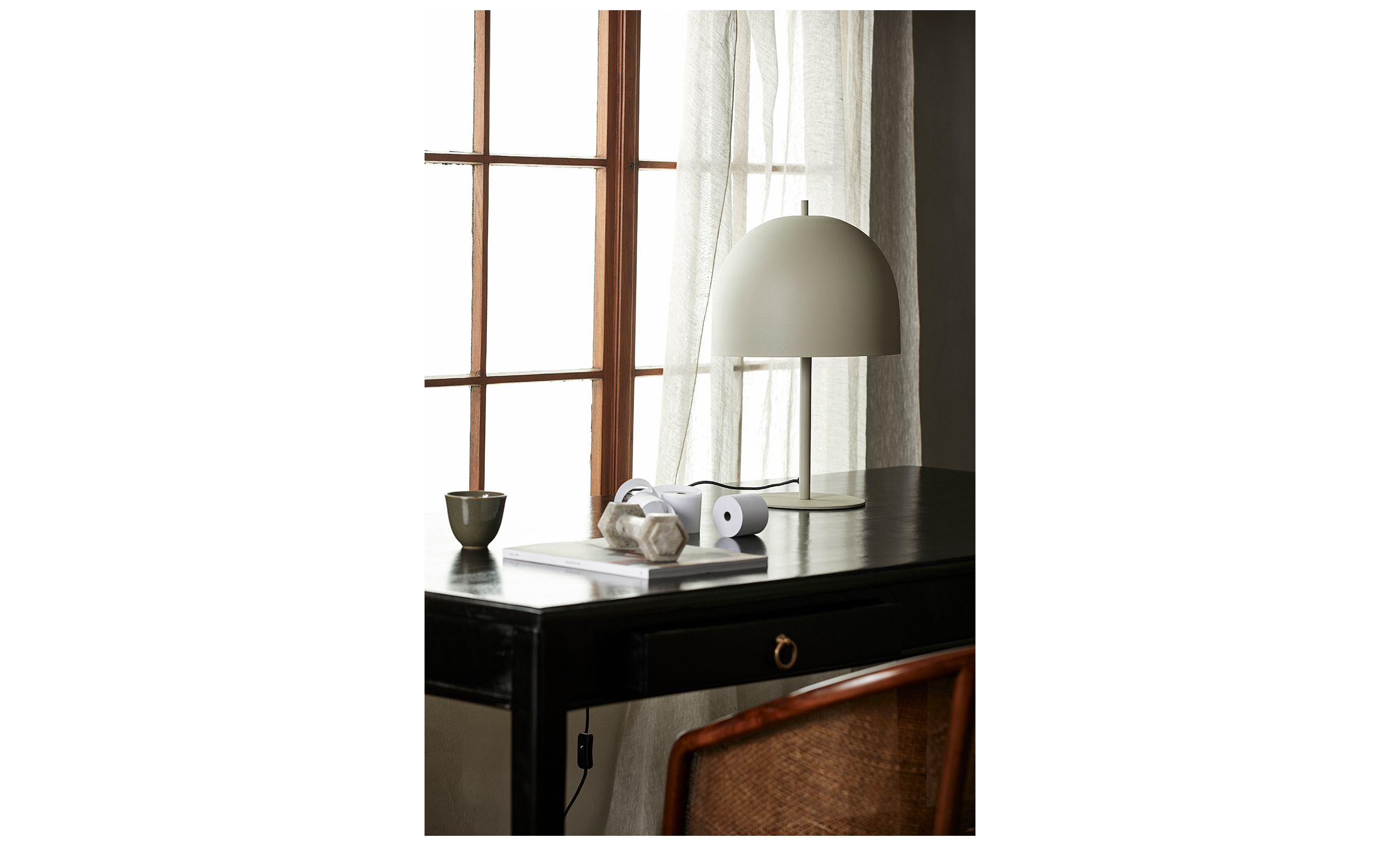 GLOW Bordslampa Beige