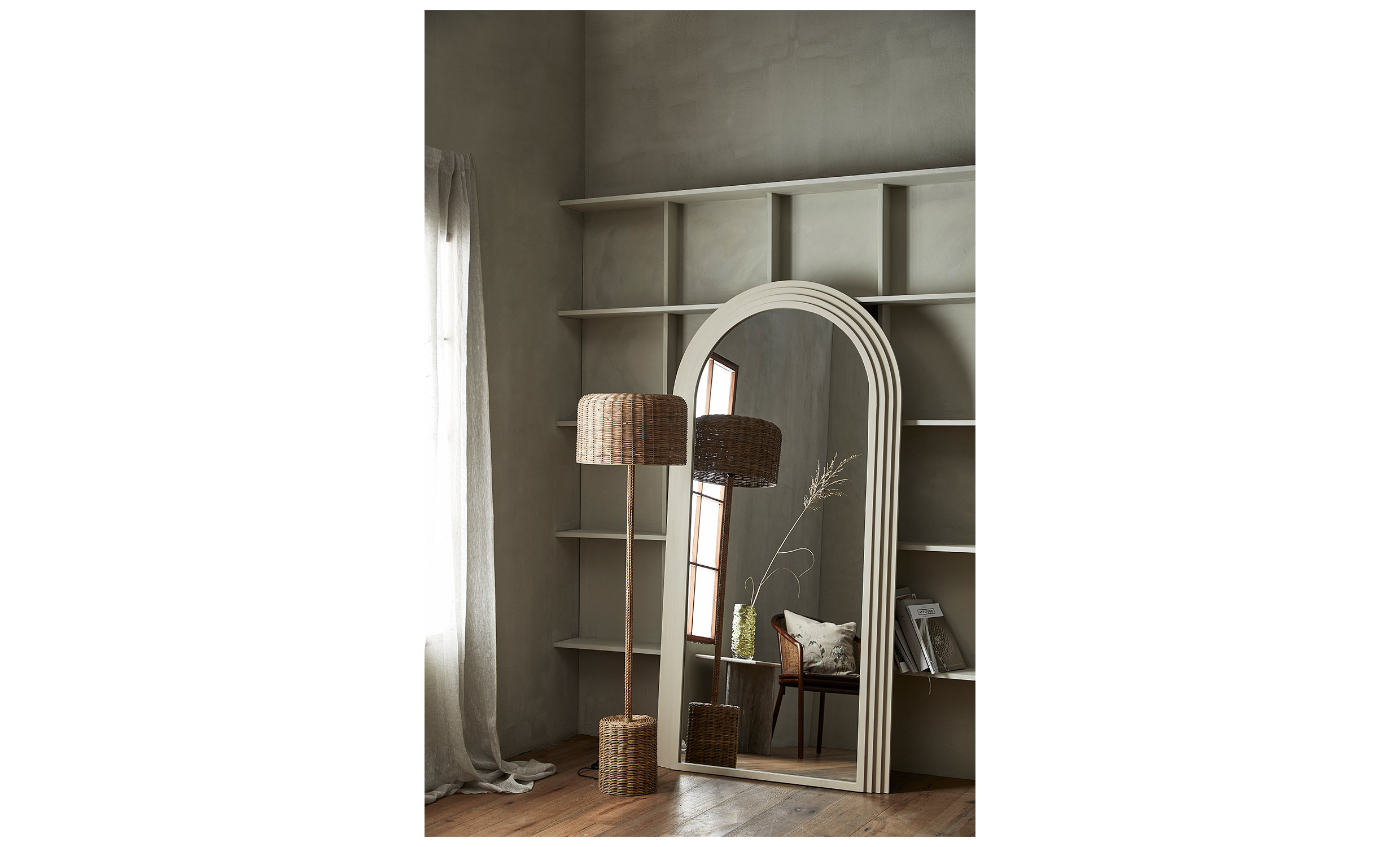 CANE Golvlampa Natur