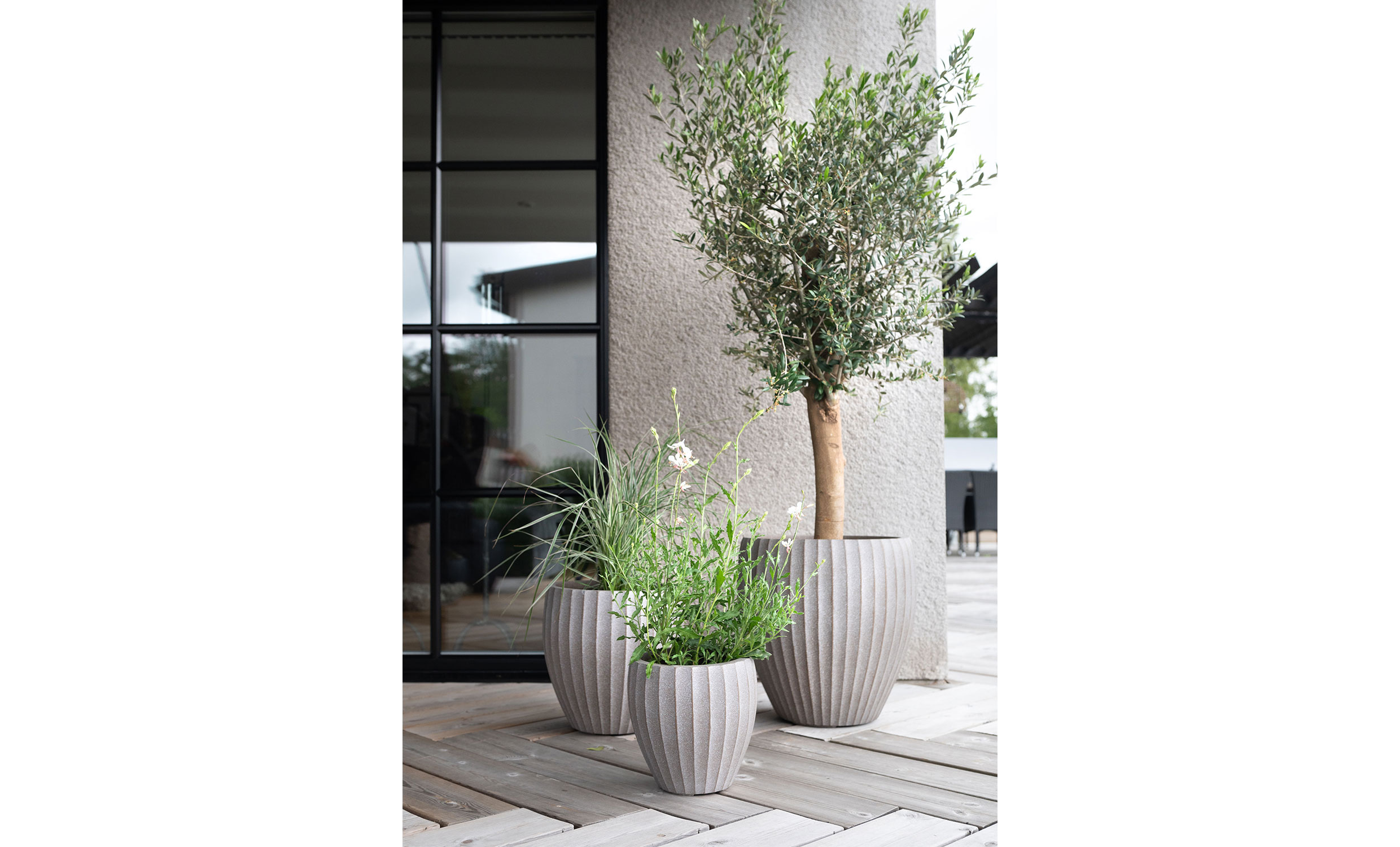 EMILY Kruka 3/S Brunmelerad