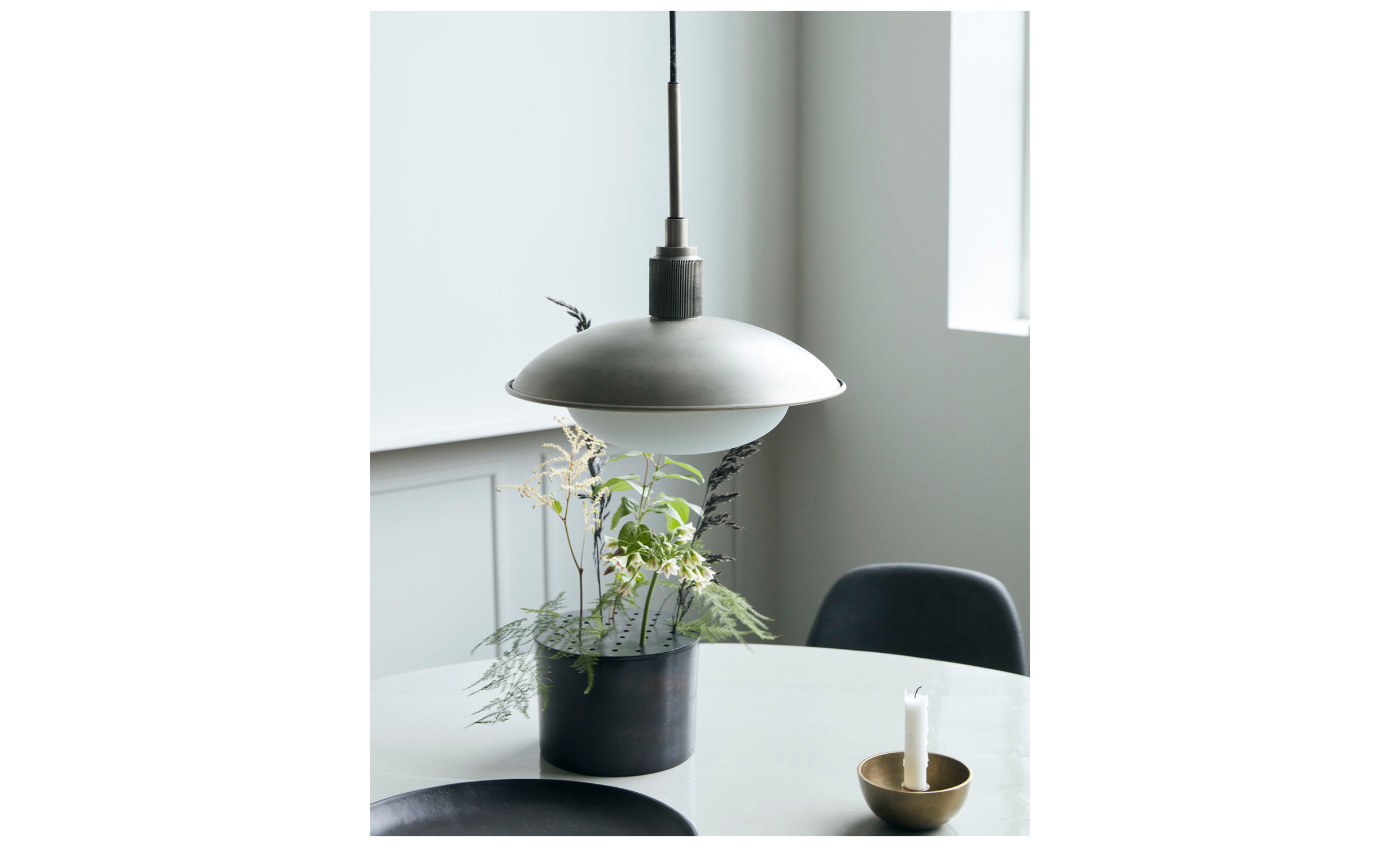 BOSTON Taklampa Gunmetal