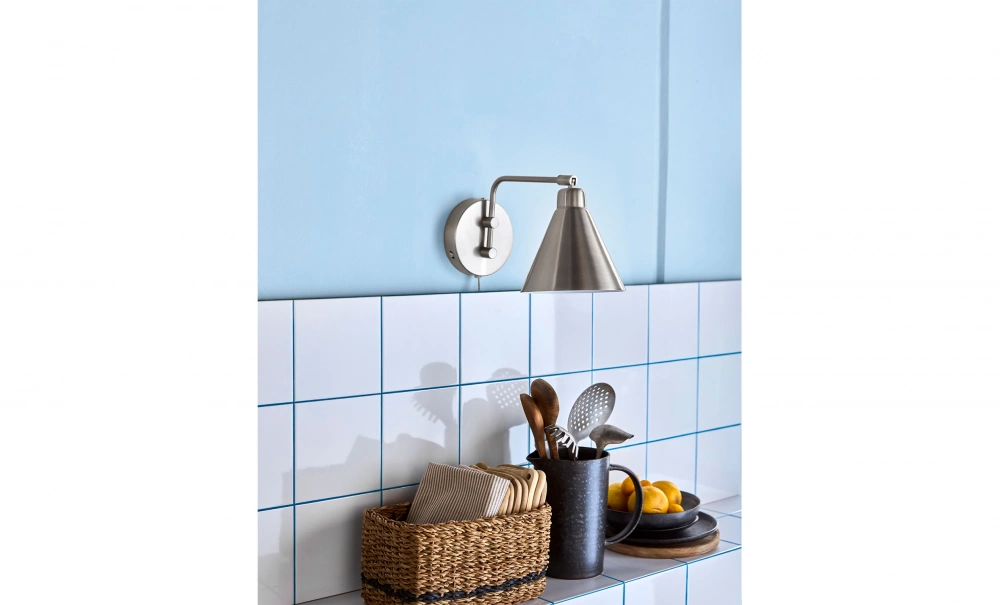 Bild nr 2 (GAME V�gglampa S Borstat silverf�rg)