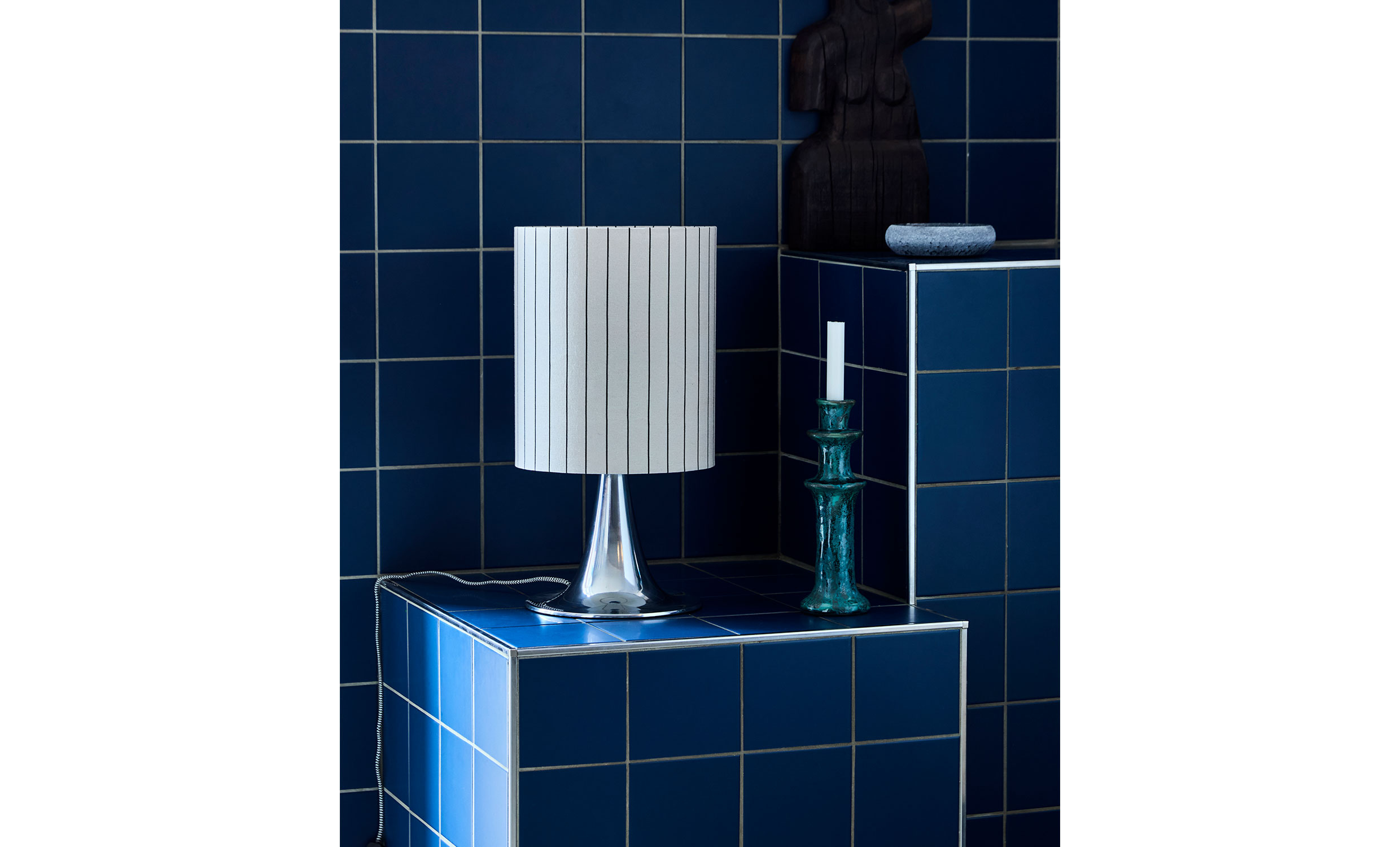 TULIP Bordslampa Silver