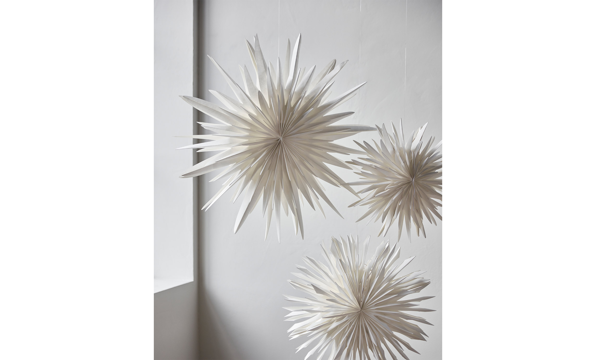 DUST Stjrna 70cm Off-White