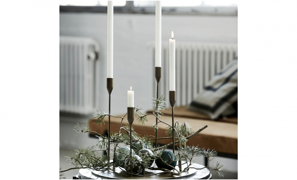 CANDLE Ljusstake 40 Antik Mssing i gruppen Dekoration / Ljusstakar och Lyktor hos SoffaDirekt.se (206200361)