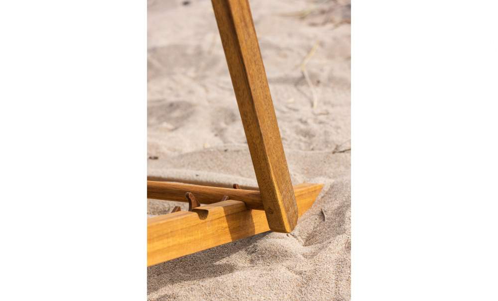 ACKE Solstol Natur/Offwhite i gruppen Utembler / Sittmbler / Solstolar hos SoffaDirekt.se (2068-102)