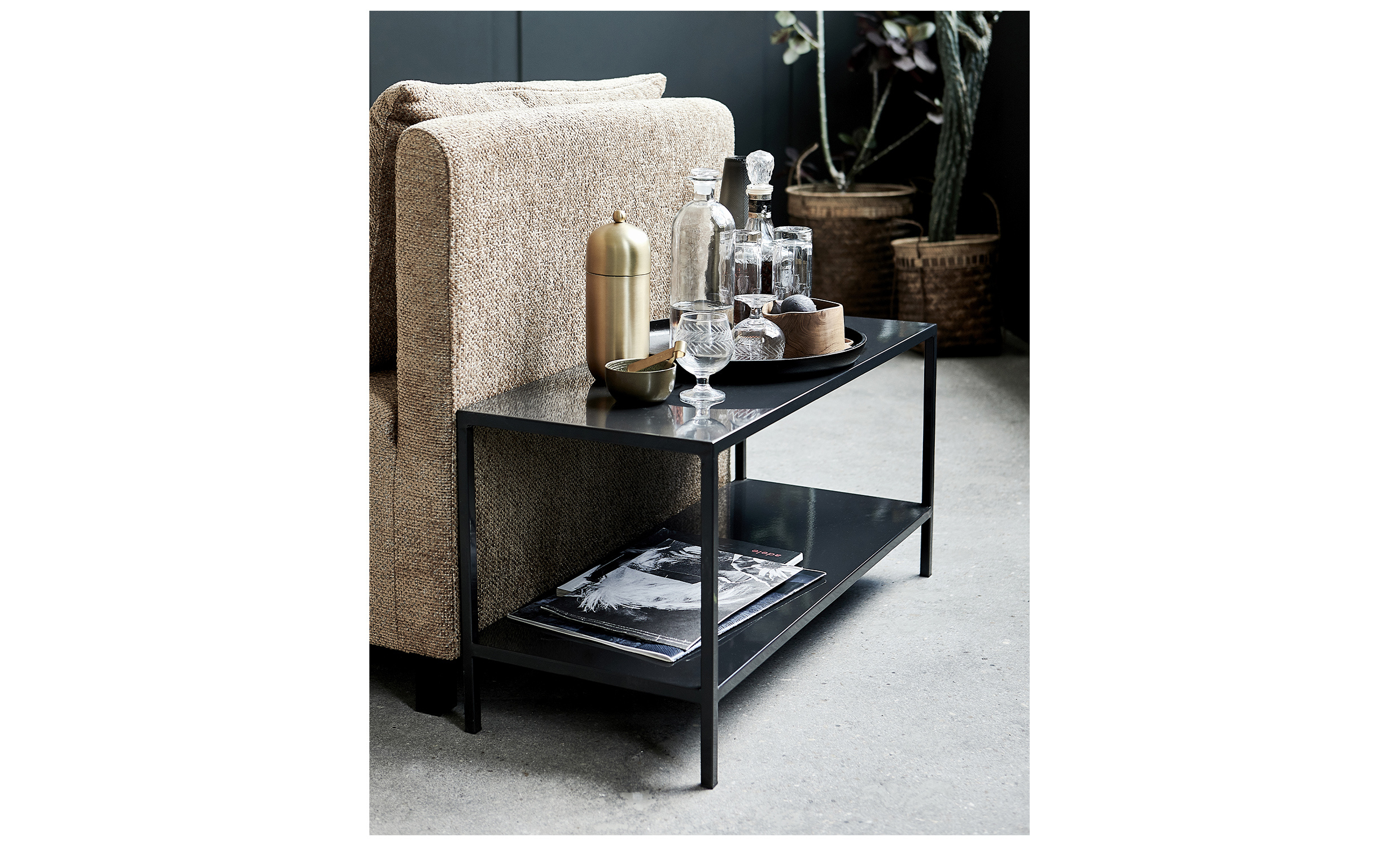 FARI Sidobord Svart