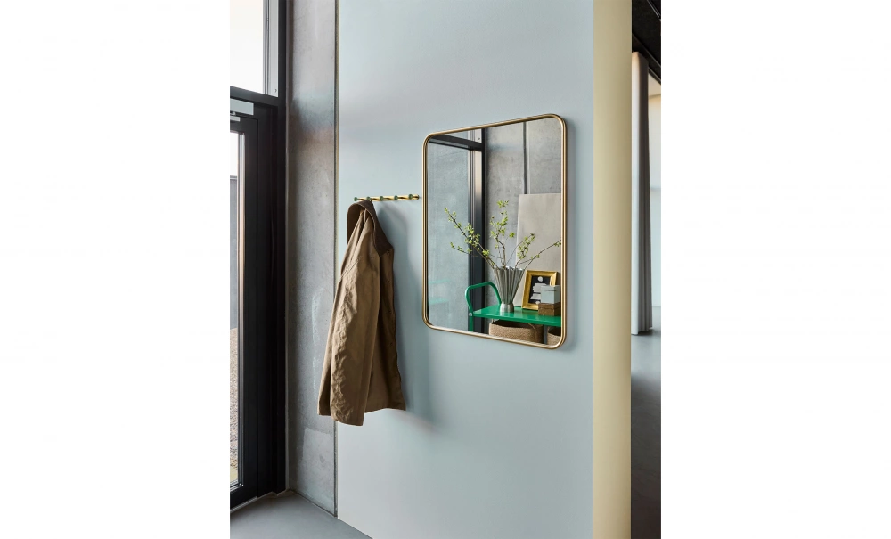 Bild nr 4 (MIRROR Spegel Gyllen)