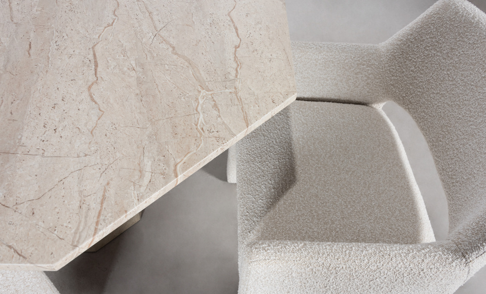 CATANIA/HAILY Matgrupp 4 Stolar Beige/Offwhite i gruppen Matplats / Bord / Matgrupper / Matgrupp 4 stolar hos SoffaDirekt.se (2092DT-A2635-4)