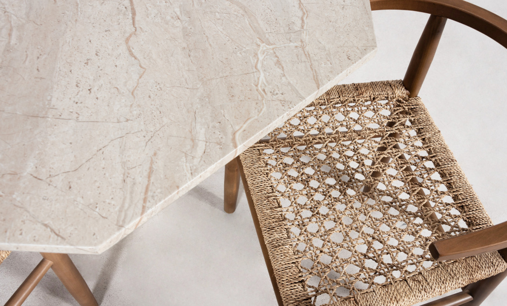 CATANIA/MONDO Matgrupp 4 Stolar Beige/Valnt i gruppen Matplats / Bord / Matgrupper / Matgrupp 4 stolar hos SoffaDirekt.se (2092DT-XN1767W-4)