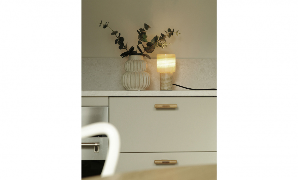 Bild nr 3 (LUCIE Bordslampa G9 Marmor )