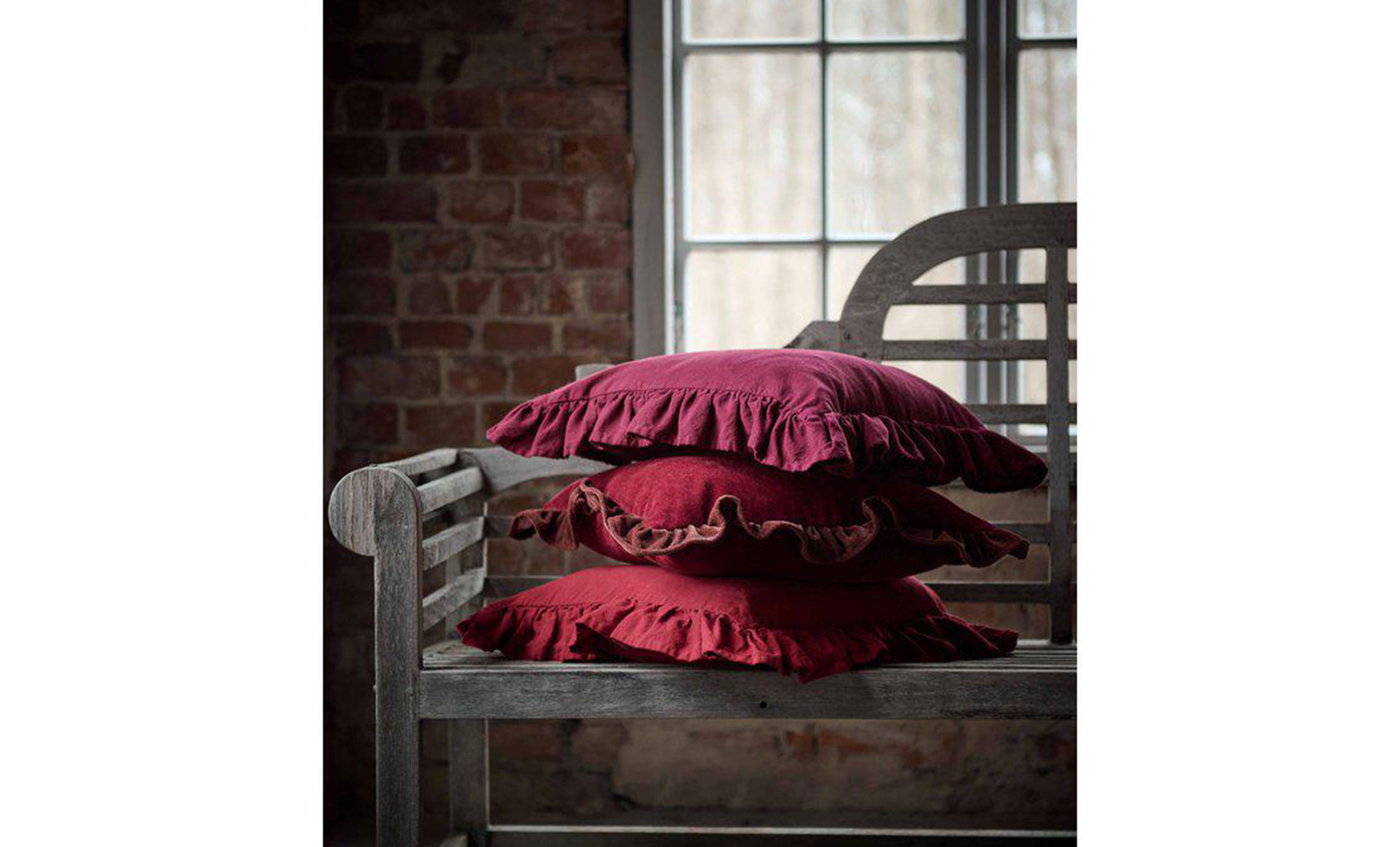VIDA Kuddfodral 45x45 Vinröd