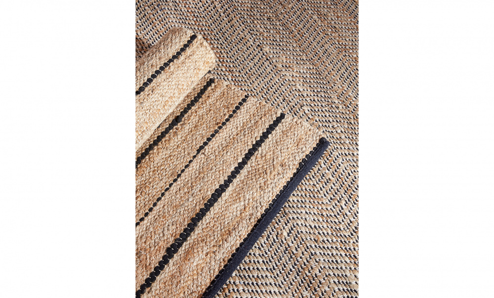 JUTE Matta 80x200 Natur/Svart i gruppen Mattor & Textil / Mattor / Jutemattor hos SoffaDirekt.se (22270)