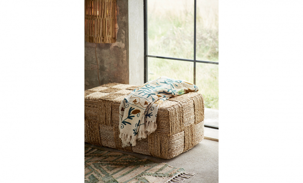 SUZANI Pld Offwhite/Grn i gruppen Mattor & Textil / Pldar hos SoffaDirekt.se (224-2001)
