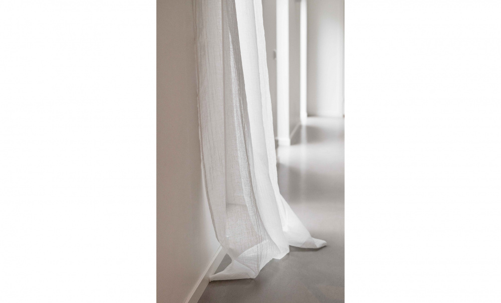 DEBBY Multibandslngd 2-pack Offwhite i gruppen Mattor & Textil / Gardiner hos SoffaDirekt.se (230114-580-09)