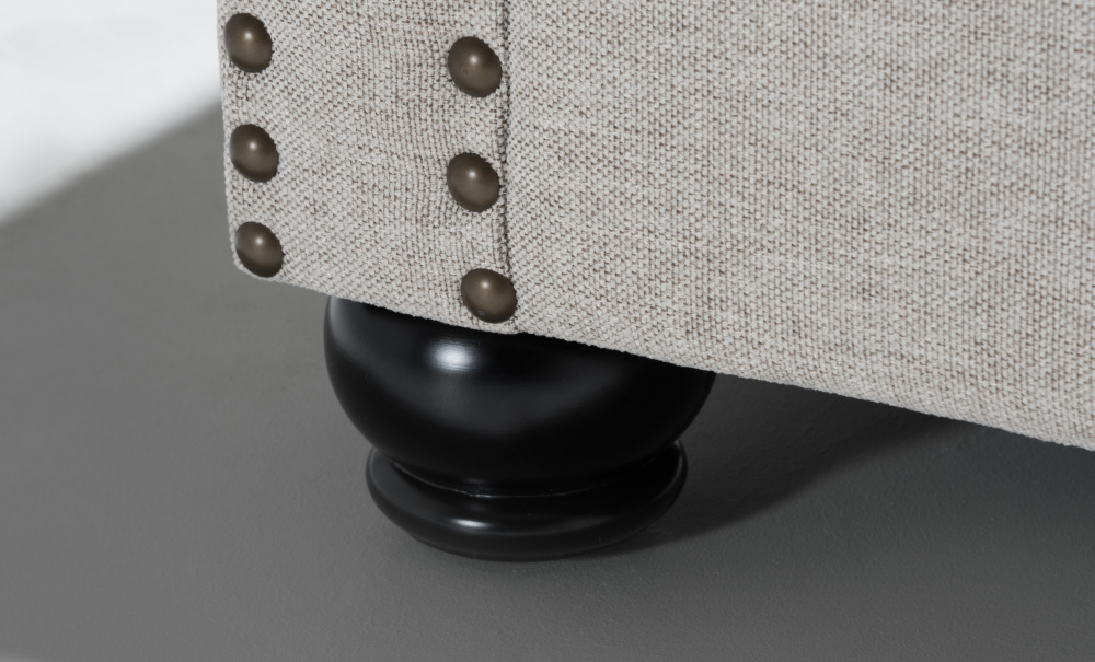WINDSOR Chesterfield Bddsoffa Mrkgr i gruppen Vardagsrum / Soffor / Bddsoffor hos SoffaDirekt.se (2328-332-7)