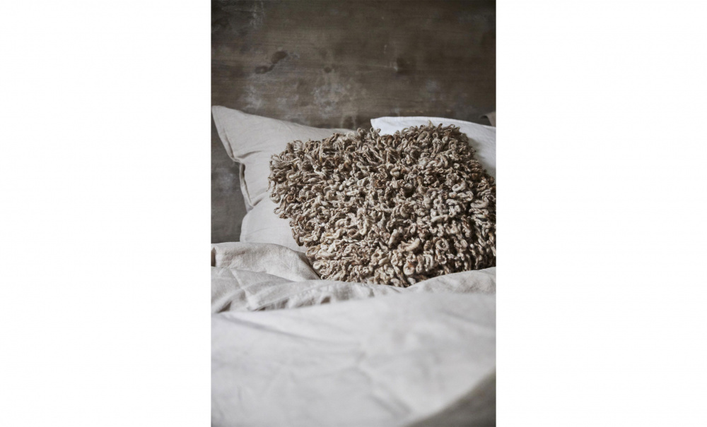 Bild nr 3 (LOVE Kuddfodral 50x50 Beige)