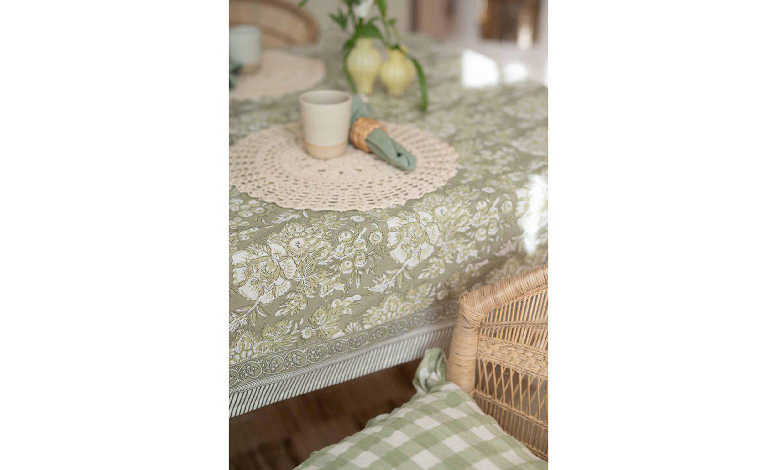 SIGGE Duk 140x300 Ljusgrn
