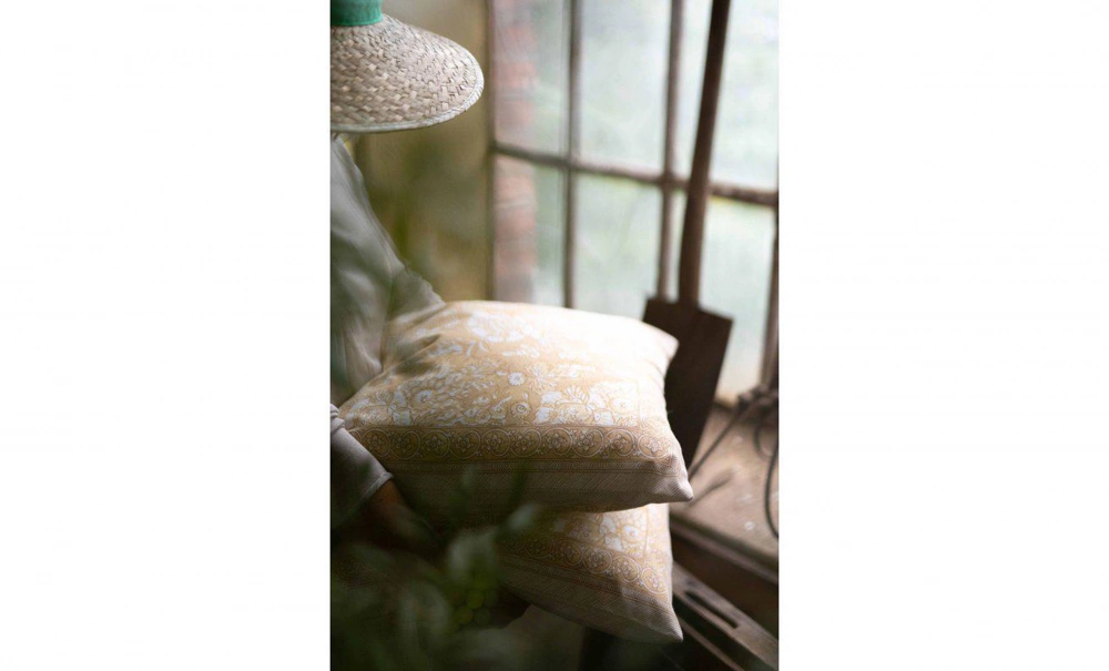 Bild nr 2 (SIGGE Kuddfodral 48x48 Gul)