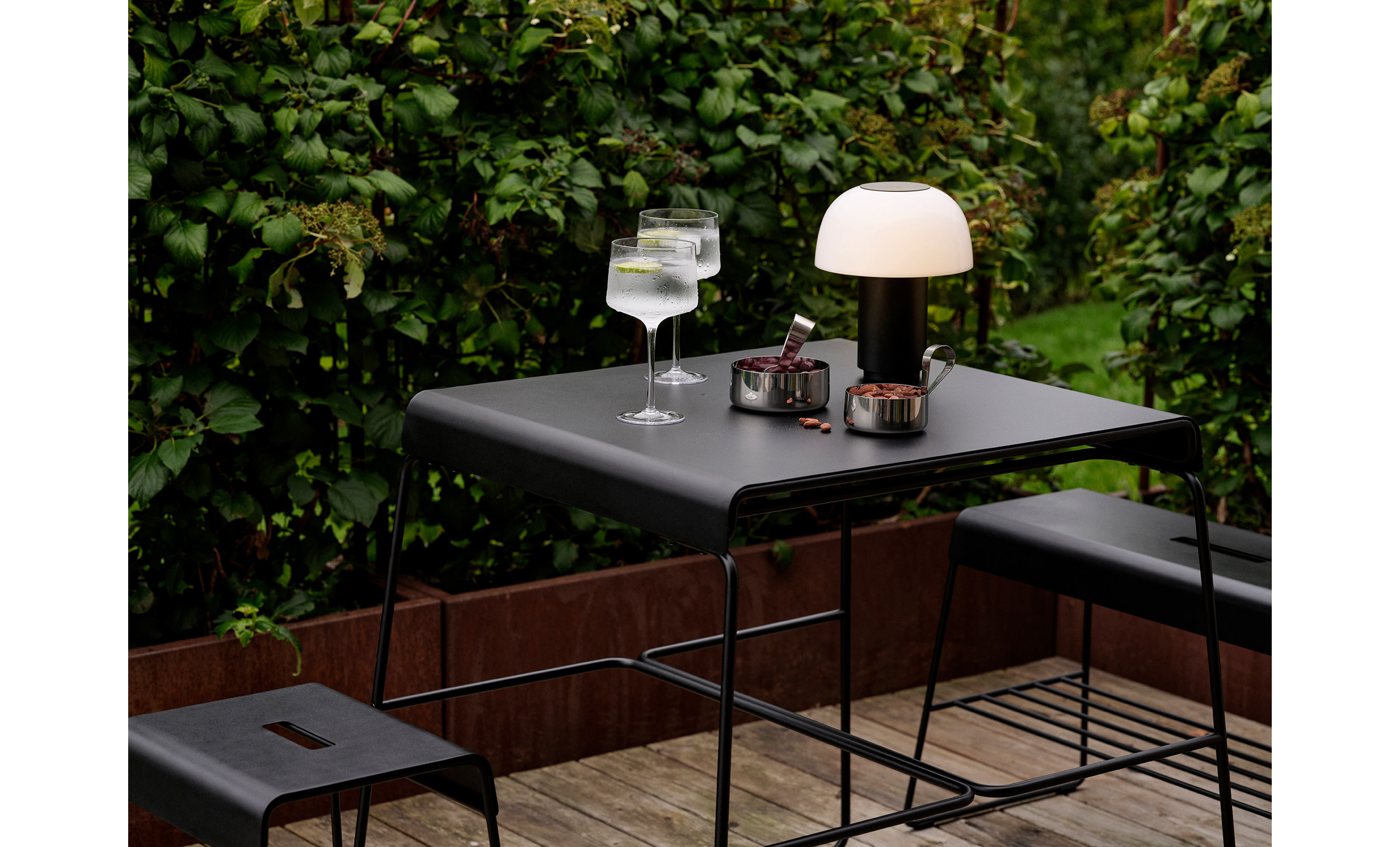 A-BENCH Outdoor Svart