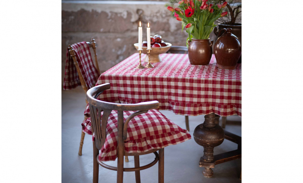 LILLI Duk 140x250 Rd i gruppen Kk / Kkstextil hos SoffaDirekt.se (250145-222-60)