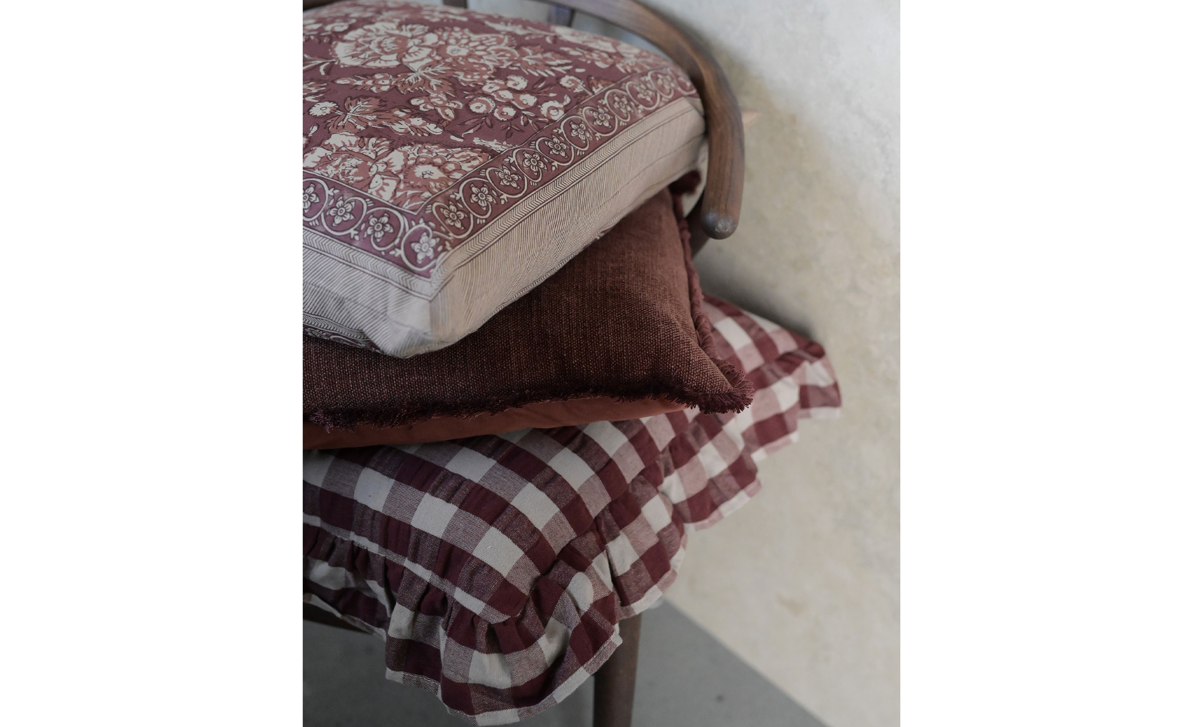LILLI Kuddfodral 48x48 Vinrd