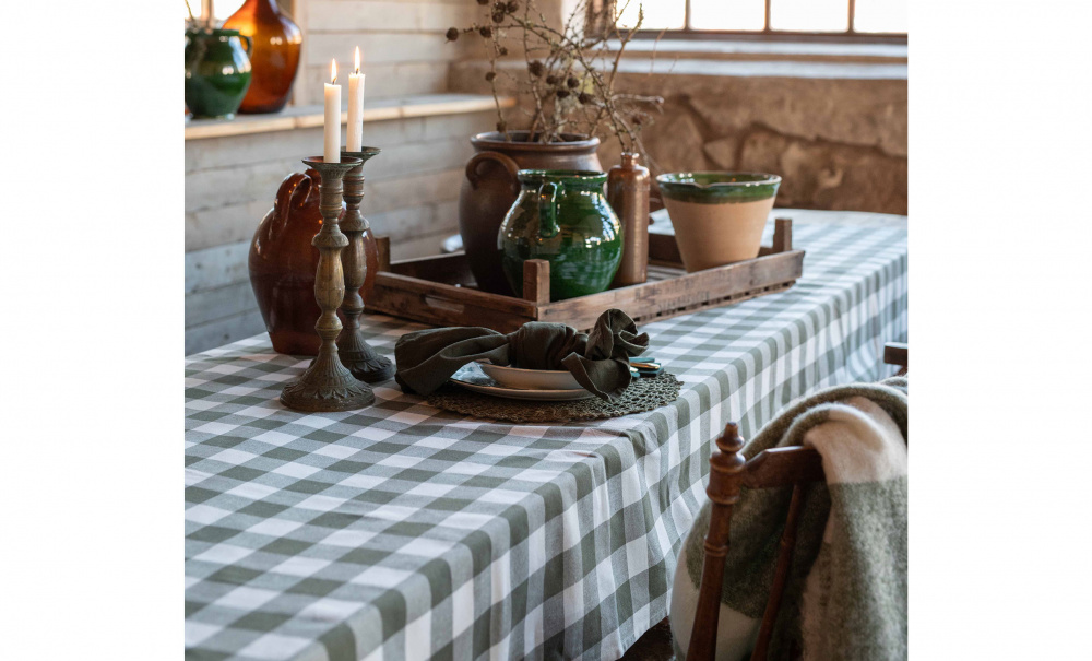 MILLY Duk 140x300 Grn i gruppen Kk / Kkstextil hos SoffaDirekt.se (250347-222-40)