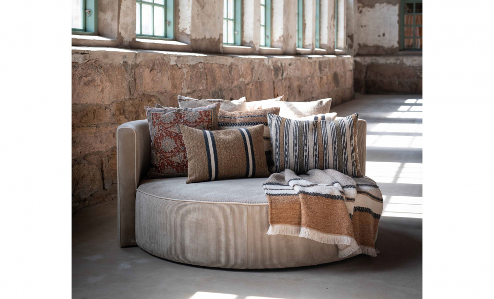 PERRY Kuddfodral 40x60 Brun i gruppen Mattor & Textil / Prydnadskuddar / Kuddfodral hos SoffaDirekt.se (250366-444-70)