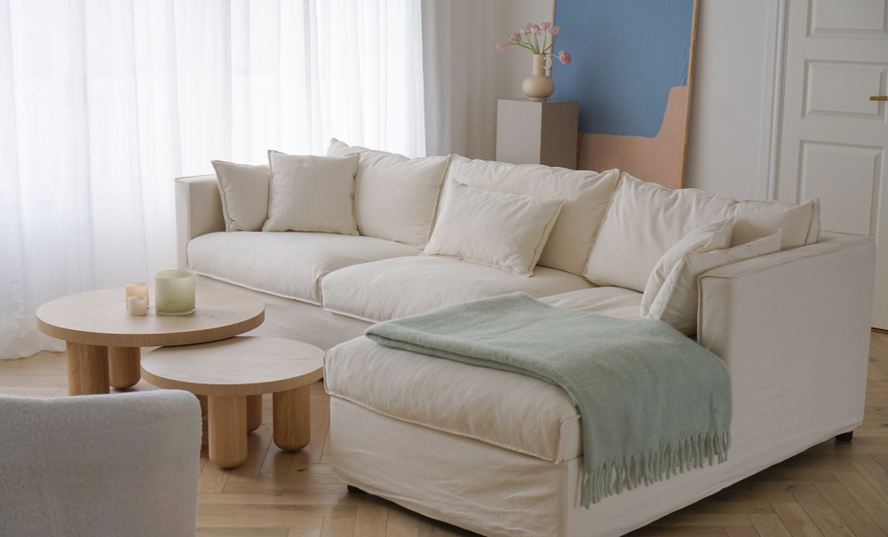 MILFORD Bddsoffa Divan Hger Beige i gruppen Vardagsrum / Soffor / Bddsoffor hos SoffaDirekt.se (2632-CORN-RHF-067-5D)