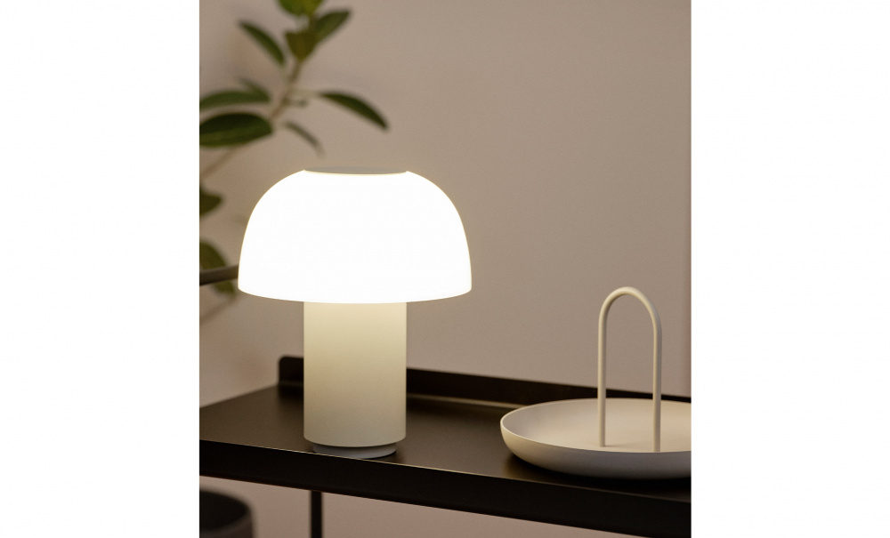 HARVEST Moon Lampa Gr i gruppen Belysning / Lampor / Bordslampor hos SoffaDirekt.se (29959)