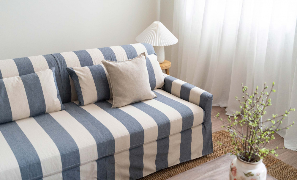TOFTE Bddsoffa Randig Bl i gruppen Vardagsrum / Soffor / Bddsoffor hos SoffaDirekt.se (3195-TOF3S-0674E)