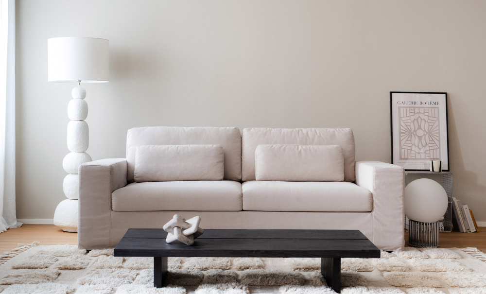 VIKELAND 3-sitssoffa Beige i gruppen Vardagsrum / Soffor / 3-sits soffor hos SoffaDirekt.se (3196-VIK3S-KW1852B22)