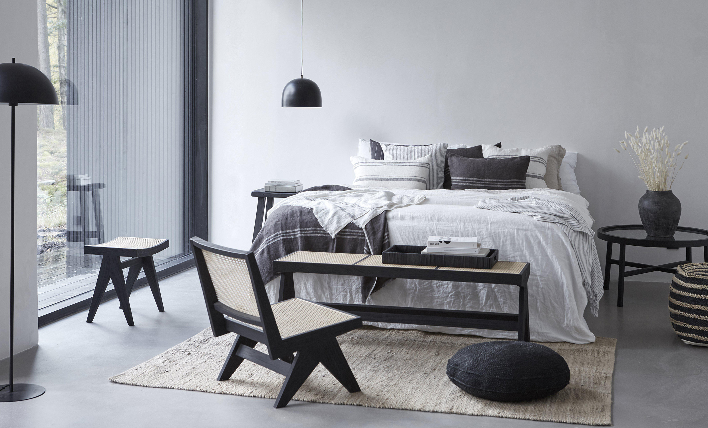BALI Bord Svart