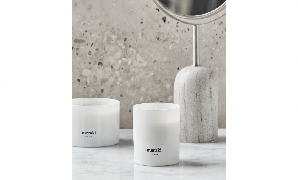 Doftljus 28h Fresh Linen i gruppen Badrum / Badrumstillbehör hos SoffaDirekt.se (366650103)